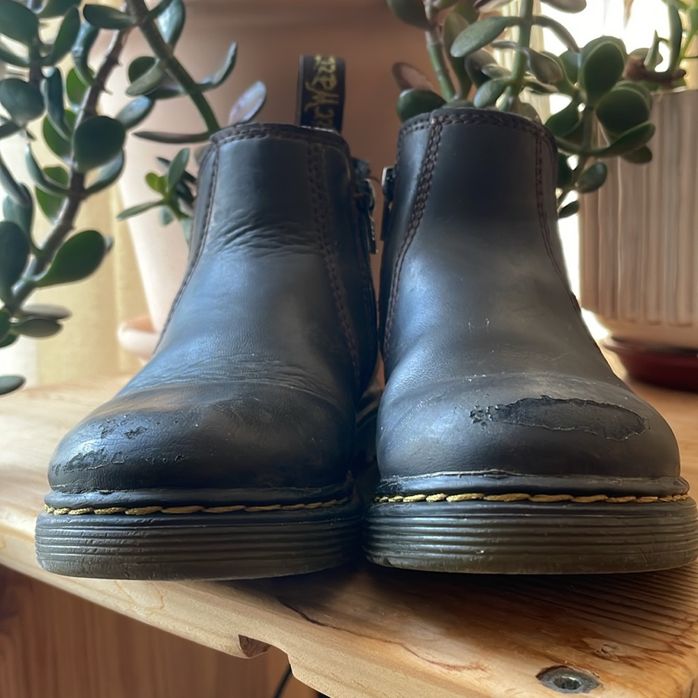 Dr. Martens crazy horse brown Leather Chelsea Boots with zippers - Picture 6 of 7